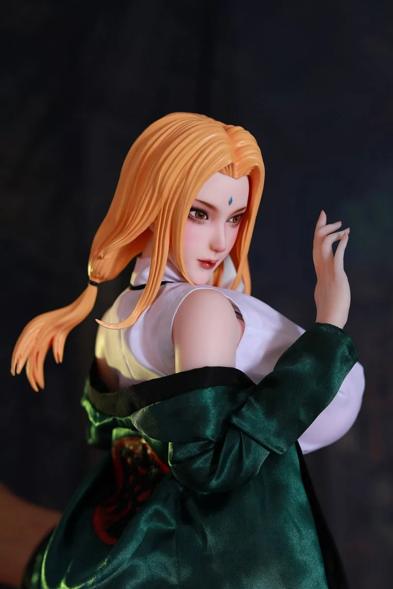 Tsunade hent Tsunade hent